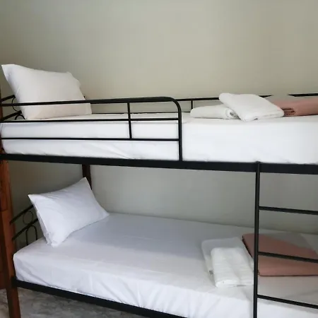 Hara's A Apartmán Flogita