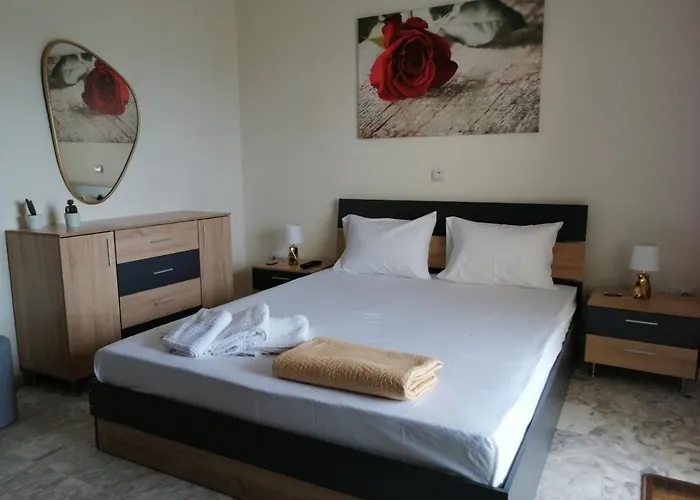 Hara's A Apartmán Flogita